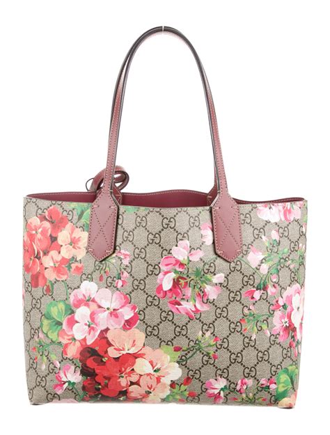 gucci gg blooms bag|gucci bloom tote bag.